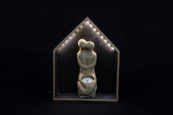 Greek Figurines Handpainted in Hut with LED lighting! - Image 8