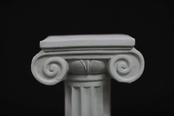 Ionic Order Column - Image 7